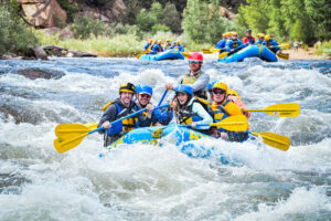 group rafting browns canyon